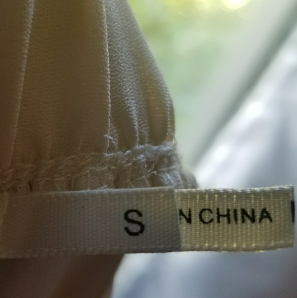 Crochet shorts with elastic waist band - Picture 5 of 7